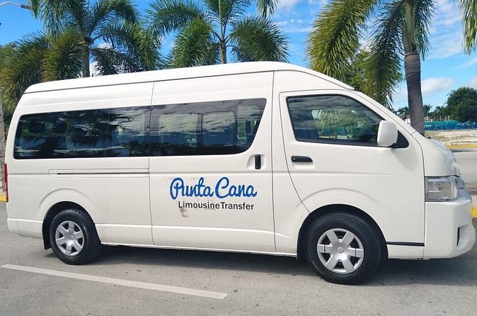 One Way Private Airport or Hotel Transfer Bavaro Hotel 1-6 Pax - Who gets the most value from this service