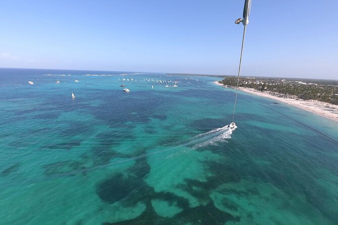 Parasailing in Bavaro - A note about the conflicting countryside description