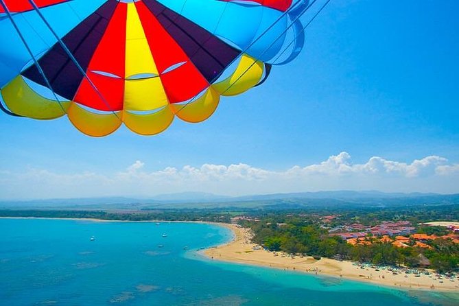 Parasailing in Punta Cana - What the Punta Cana parasail ride is really like
