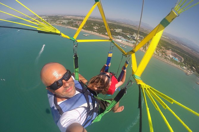 Parasailing, Snorkel Cruise & Virgen Beach from Punta Cana - Cruising with Derly, Kitson and the boat crew