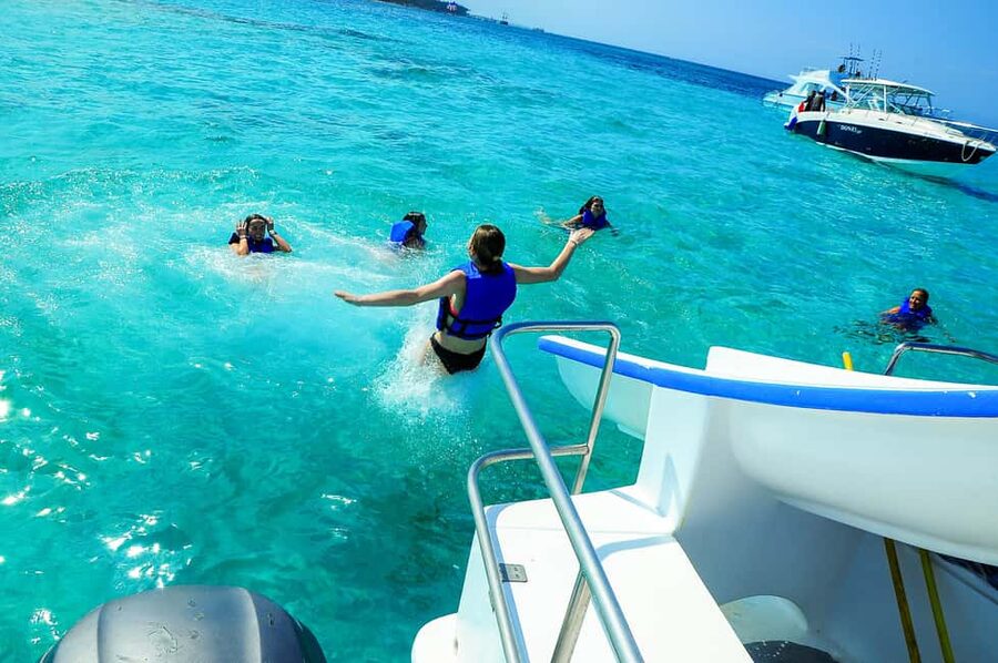 Party Boat and Snorkelling in Punta Cana - Practical packing advice for the three-hour cruise