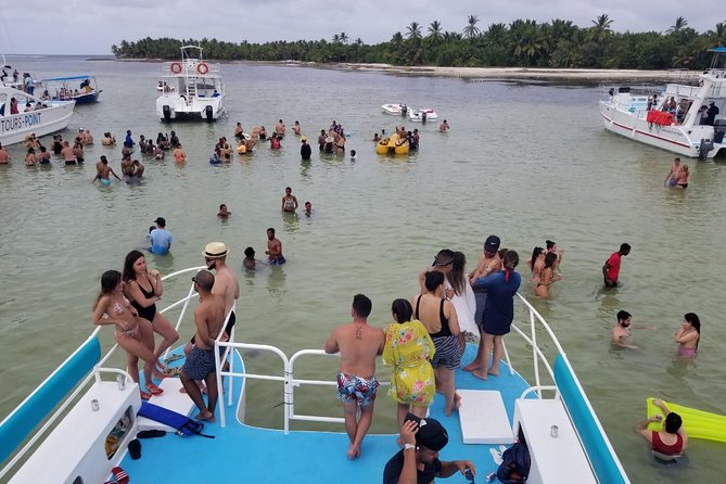 Party Boat in Punta Cana - Booze Cruse - Pickup and the 2 p.m. start