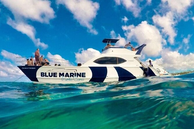 Party Boat - Private groups, snorkeling - Open Bar. - Is $700 good value for up to 12 people?