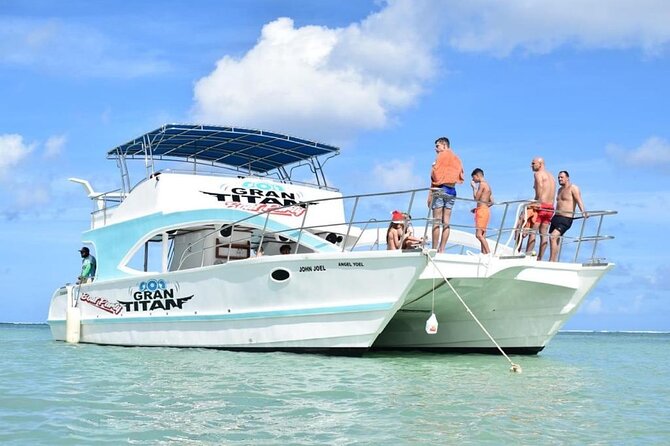 Party Boat /View Dolphins / Snorkling /Free Drinks and Transportation - What happens after pickup