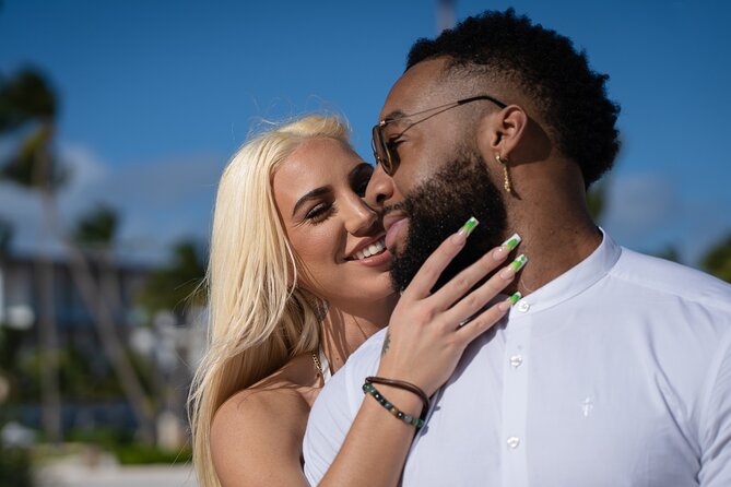 Photographer in Punta Cana, professional photo shoot - What you receive after the session