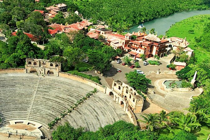Platinum Catalina Island and Chavon River - Cruising past La Minitas Beach