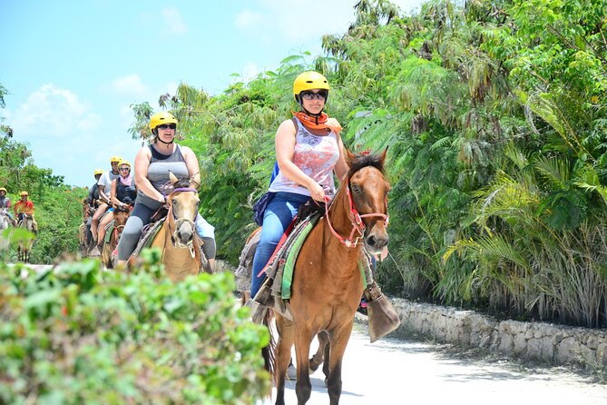 Polaris Adventure and Horseback Riding Combo at Bavaro Adventure Park - Dominican lunch and the extra-cost details