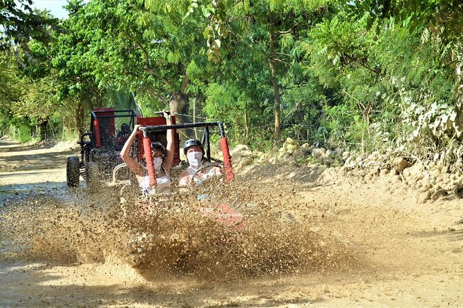 Polaris - Buggy - Four Wheels / Macao Beach - Service, group control, and a useful caution