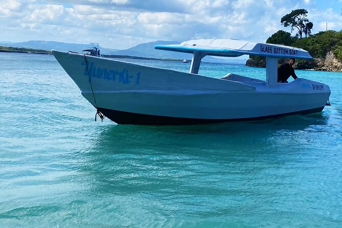 Private all-inclusive snorkeling at sosua beach. - Boat choice depends on your group size