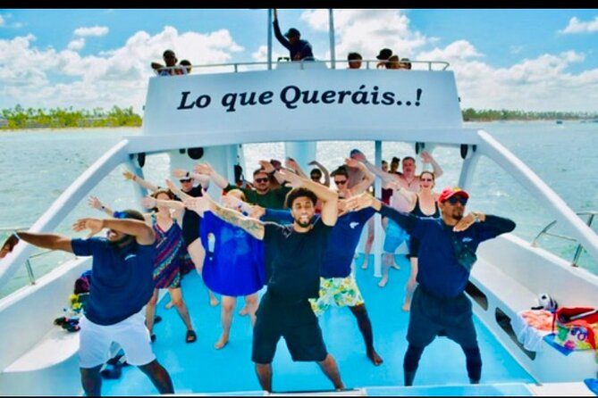 Private Catamaran Cruise with Slide & unlimited drinks - What a $795 private boat day actually gives you