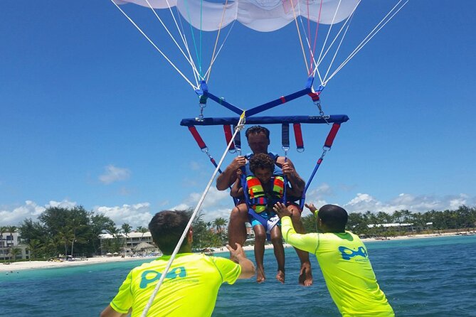 Private Catamaran + Private Parasailing - up to 20 passengers - Is $2,000 good value for a private group?