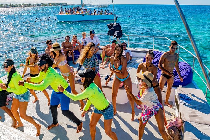 Private Catamaran Snorkeling Family Adventure - The natural pool stop