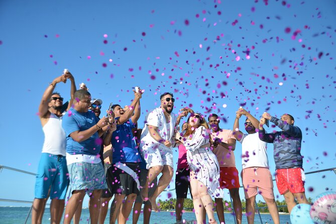 Private Catamaran with Sound system, Slide, Open bar & Snorkeling - The slide, music, and open bar