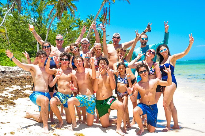 Private Catamaran wonderful Snorqueling slide & entartaiment team - A private three-hour cruise from Bavaro Beach