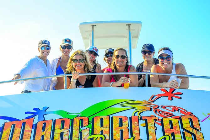 Private Catamaran wonderful Snorqueling slide & entartaiment team - Snorkeling with equipment included
