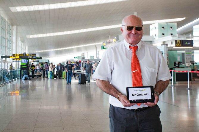 Private Departure Transfer from Punta Cana to Punta Cana airport (PUJ) - Drivers, communication, and the trip to PUJ
