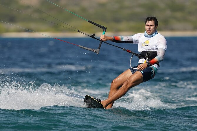 Private Kitesurfing Lessons @ Playa Salinas - Humberto and the teaching style