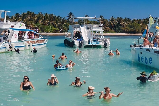 Private Luxury Charter Punta Cana Bavaro - What food and drinks are included