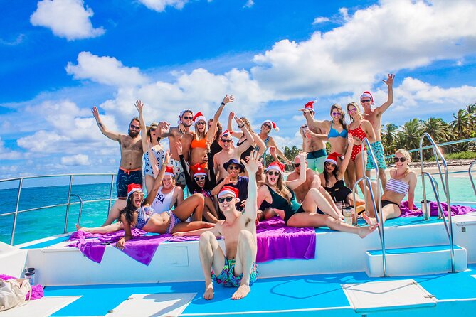 Private Luxury Party Boat with Slide - Snorkeling over the coral reef