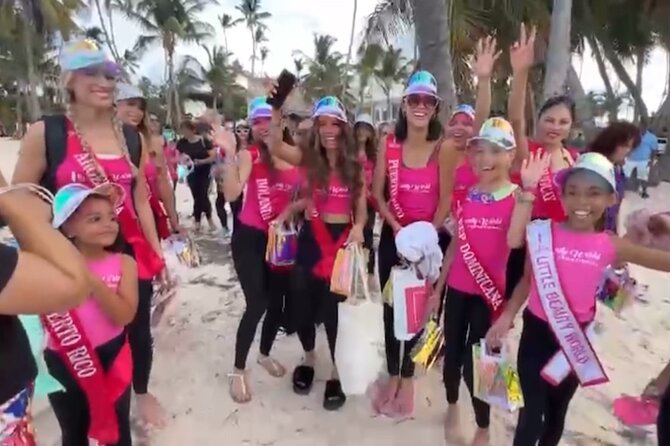 Private Party Boat at Coast of Punta Cana and Bávaro - Meeting near the Hard Rock Hotel