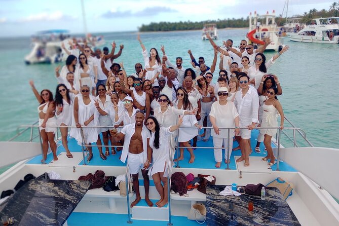 Private Party boat, snorkeling, sand bar, music, drinks - Drinks, snacks, and the party side of the trip