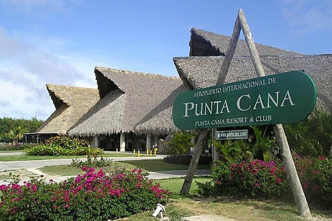 Private Punta Cana Airport Transfer to/from Hotels in Punta Cana - Vehicle choices for couples, families, and groups