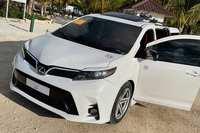 Private Round Trip Punta Cana Airport Hotel/Villa Transfer - A Direct Ride Into Punta Cana