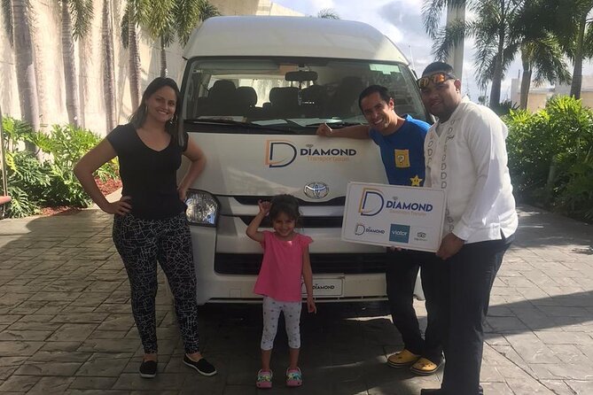 Private Transfer between Punta Cana Airport and Bavaro - What the driver experience can be like