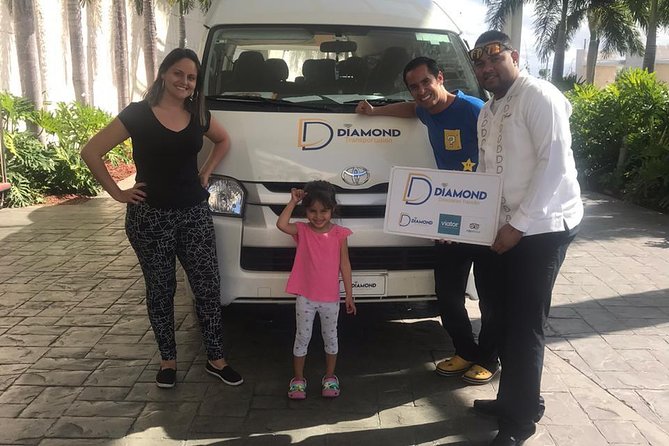 Private Transfer between Punta Cana Airport and Bavaro hotels - A simple arrival at Punta Cana Airport