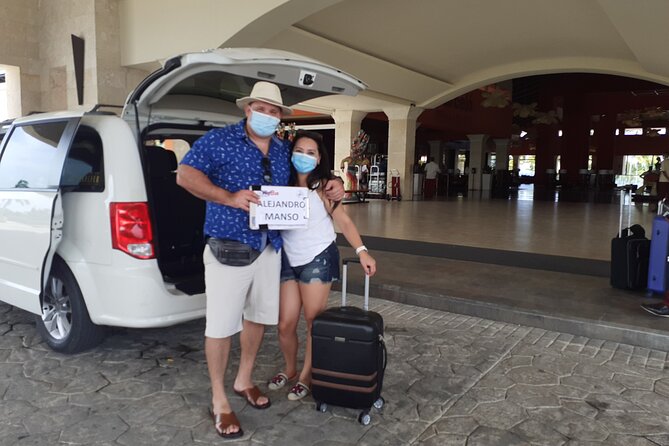 Private Transfer from PUJ airport to Punta Cana hotels - The vehicle and driver experience