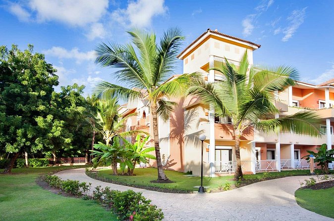Private Transfer from Punta Cana Airport or Bahia Principe Hotel - What the praise tells you, and what it does not