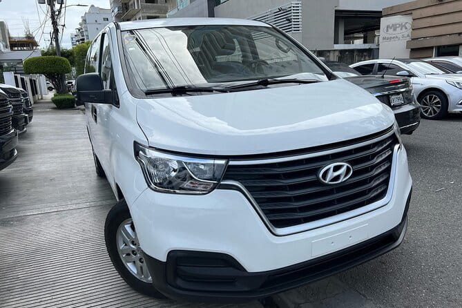 Private transfer from Puntacana airport to hotels-luxury services - Key points at a glance