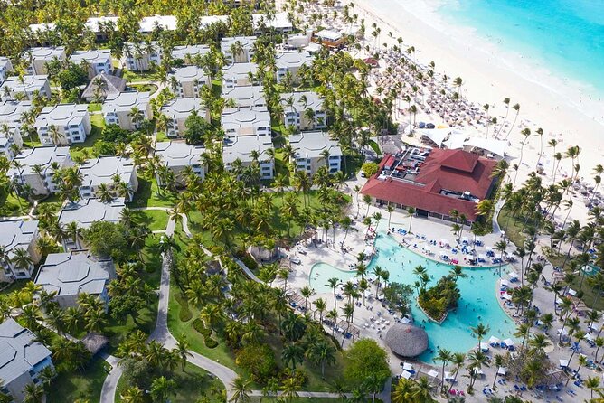 Private Transfer Punta Cana Airport PUJ - Punta Cana Bavaro Veron - The pickup process at Punta Cana International Airport