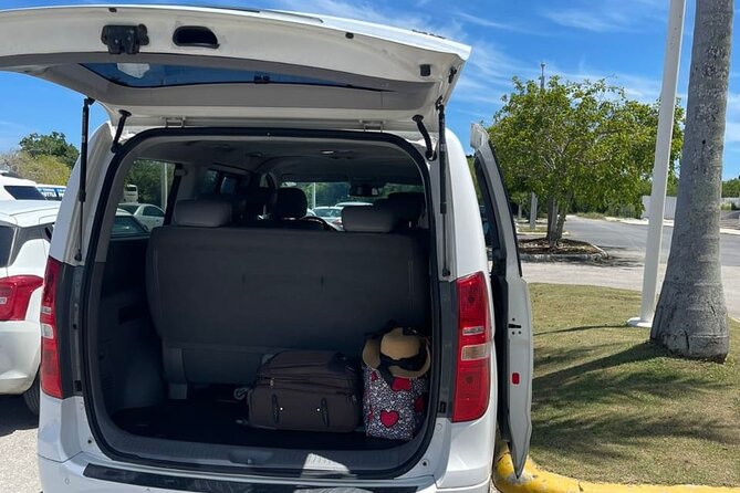 Private Transfer Punta Cana Airport to/from Bávaro hotels & zones - Why a private airport ride helps in Bávaro