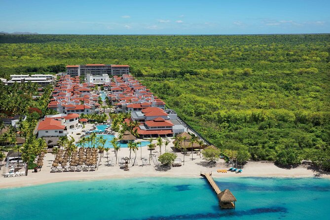 Private Transfer Punta Cana Airport to/from Dreams Dominicus La Romana - The 55-minute journey to Dreams Dominicus La Romana