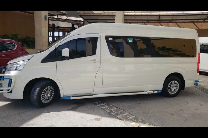 Private Transfer Punta Cana Airport to/from Dreams Dominicus La Romana - Vehicle comfort and group size