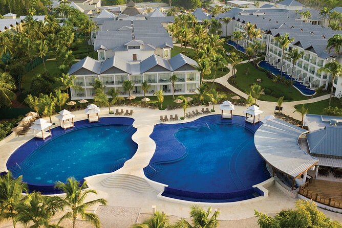Private Transfer Punta Cana Airport to/from Dreams La Romana - A straight ride from PUJ to the La Romana coast