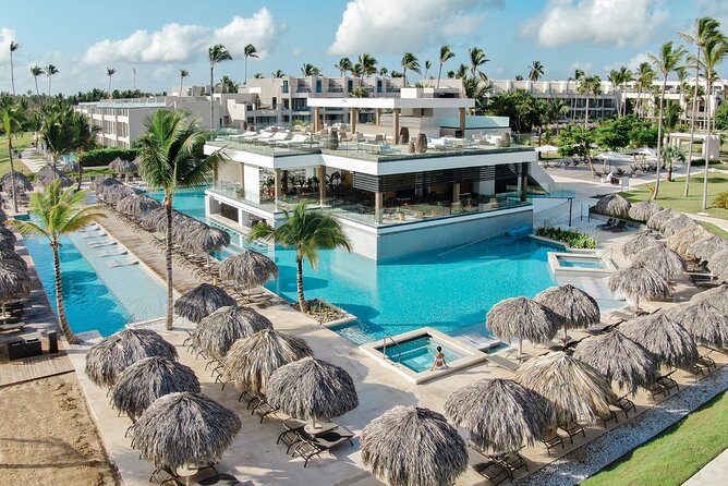Private Transfer Punta Cana Airport to/from Excellence El Carmen - What the 50-minute ride is really worth