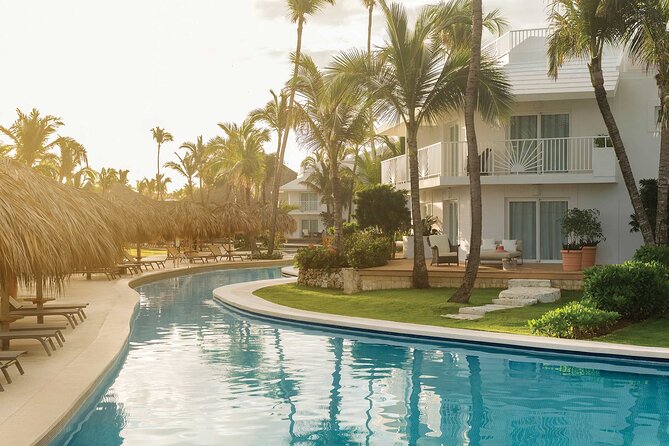Private Transfer Punta Cana Airport to/from Excellence Punta Cana - What the drivers add to the service