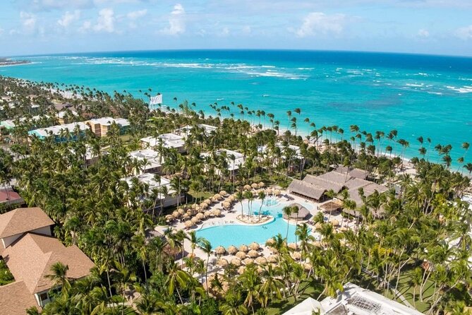 Private Transfer Punta Cana Airport to/from Grand Palladium Palace Punta Cana - A simple arrival at Punta Cana Airport