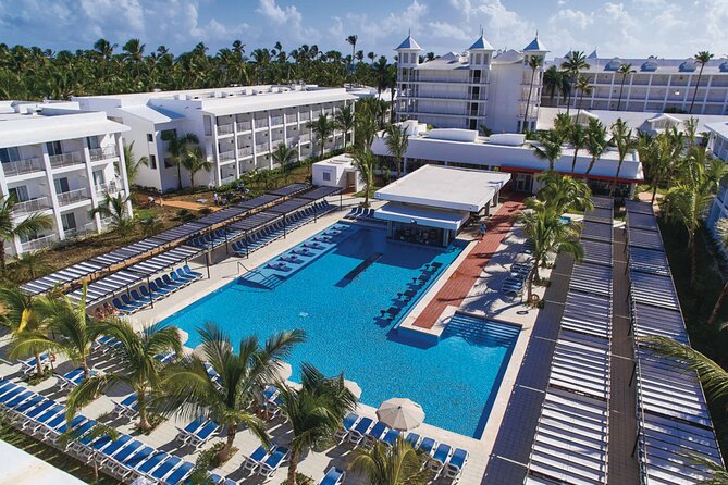 Private Transfer Punta Cana Airport to/from Riu Bambu. - Key points at a glance