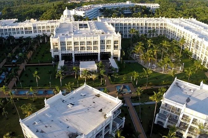 Private Transfer Punta Cana Airport to/from Riu Palace Bavaro - What the return trip from Riu Palace Bavaro looks like