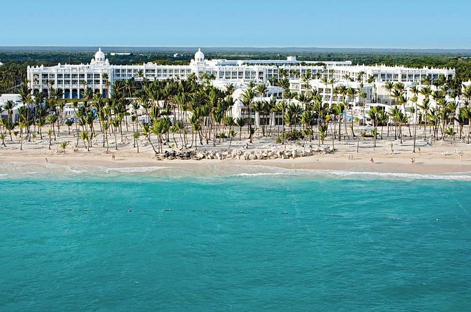 Private Transfer Punta Cana Airport to/from Riu Palace Bavaro - Is $40 a good value for up to six people?