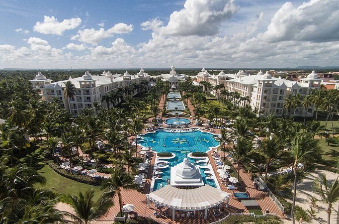Private Transfer Punta Cana Airport to from Riu Palace Punta Cana - Who should book this transfer
