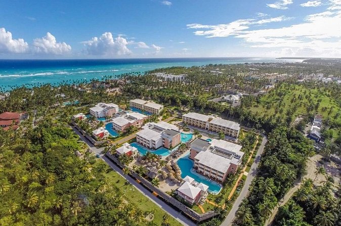 Private Transfer Punta Cana Airport to/from TRS Turquesa - What the arrival process should feel like