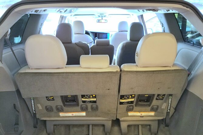 Private Transfer, shuttles from Punta Cana Airport to or from Uvero Alto Hotels - Finding your ride at Punta Cana Airport