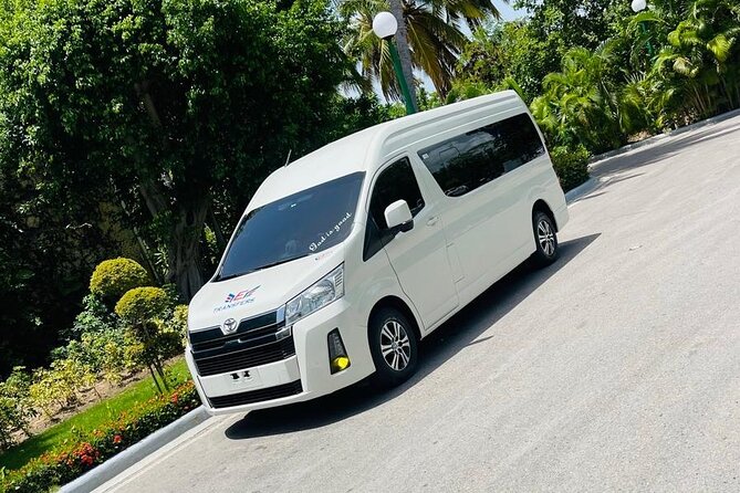 Private Transfers from Punta Cana Airport to hotels in DR - Should you book it?