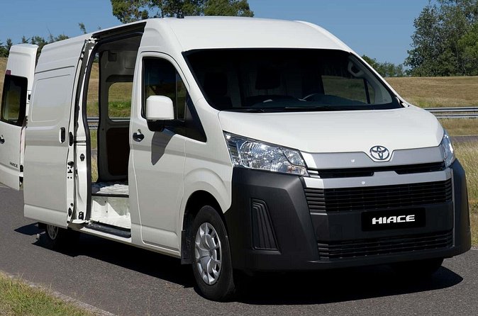 Private transportation from PUJ to Punta Cana hotels - Vehicle condition, driving, and service