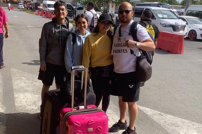 Private Transportation to and from the Punta Cana Airport - Choosing between a sedan, minivan, and minibus