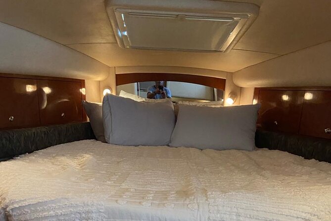 Private Yacht in Punta Cana, Unlimited Drinks and HipHop Music - What Picaflor’s onboard features mean for you